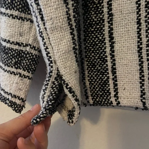 Baja Hoodie Frank’s Size Medium - Picture 5 of 5